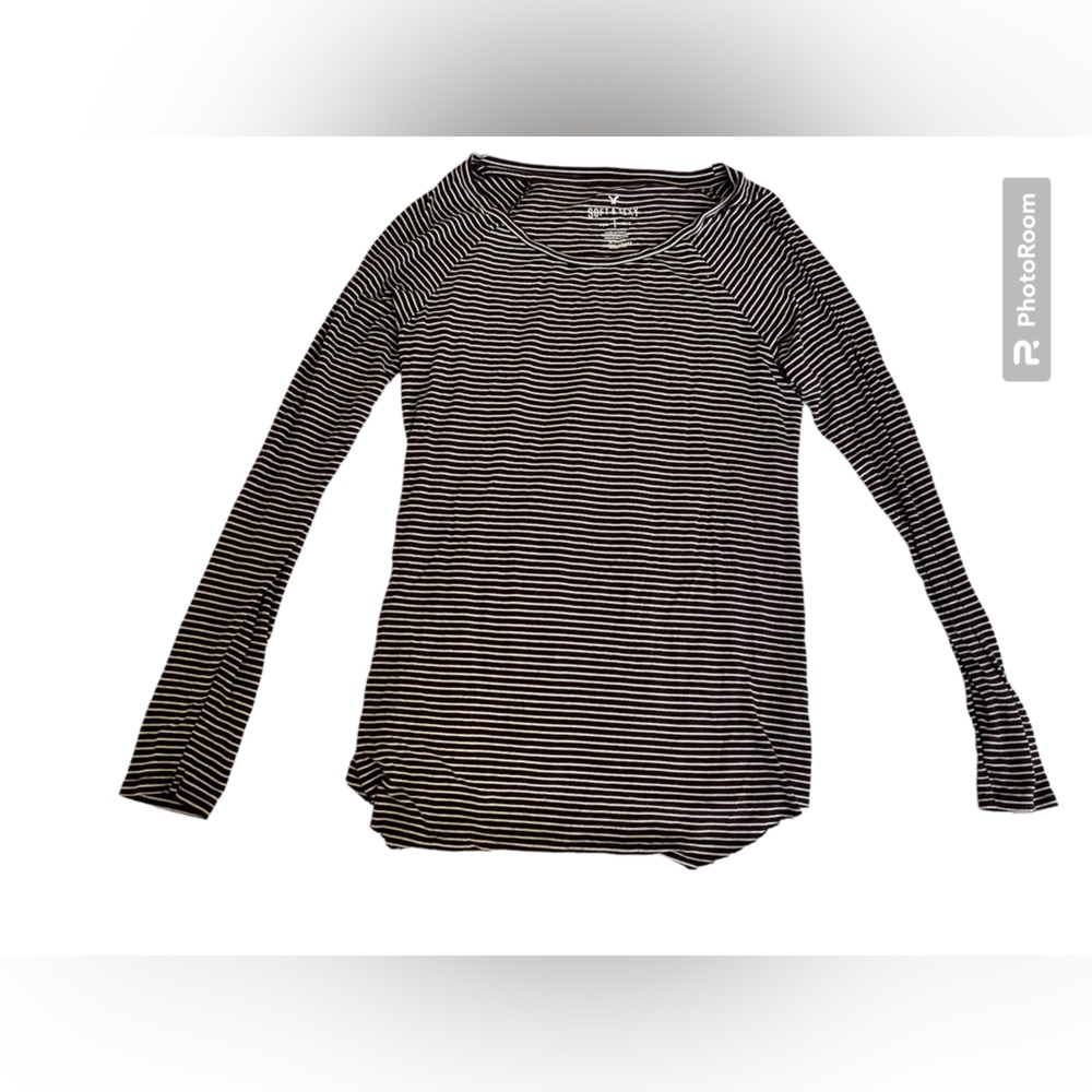 American Eagle Soft and Sexy Long Sleeve Top